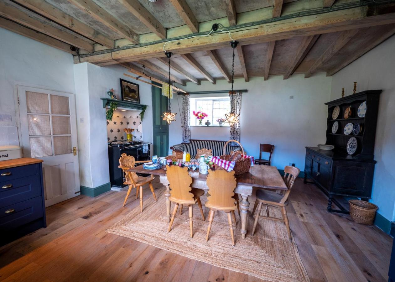 Country Cottage With Spa, Catering, Gardens, Nature Reserve Walks - Free Parking, Self Checkin Scunthorpe Kültér fotó