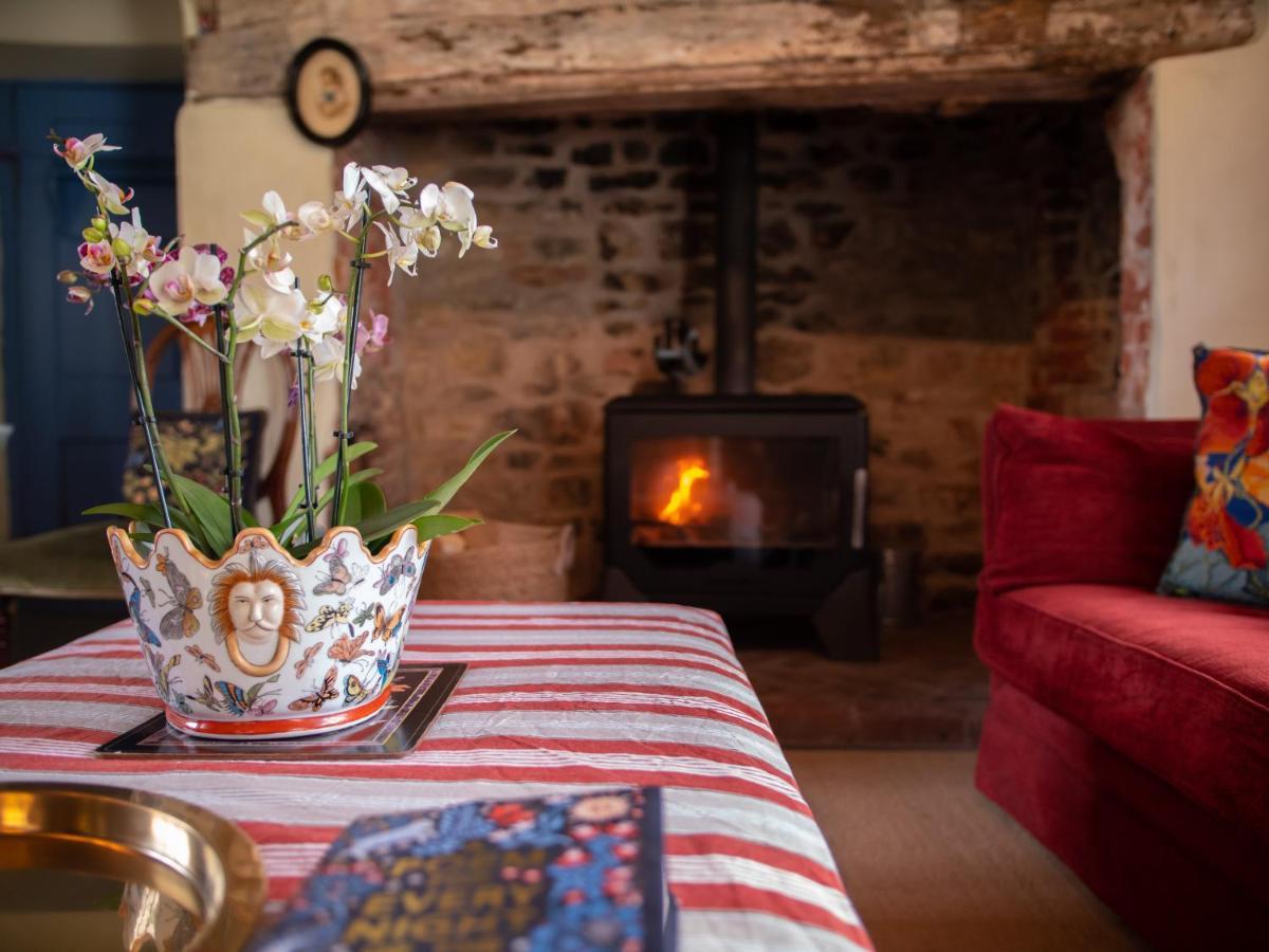 Country Cottage With Spa, Catering, Gardens, Nature Reserve Walks - Free Parking, Self Checkin Scunthorpe Kültér fotó