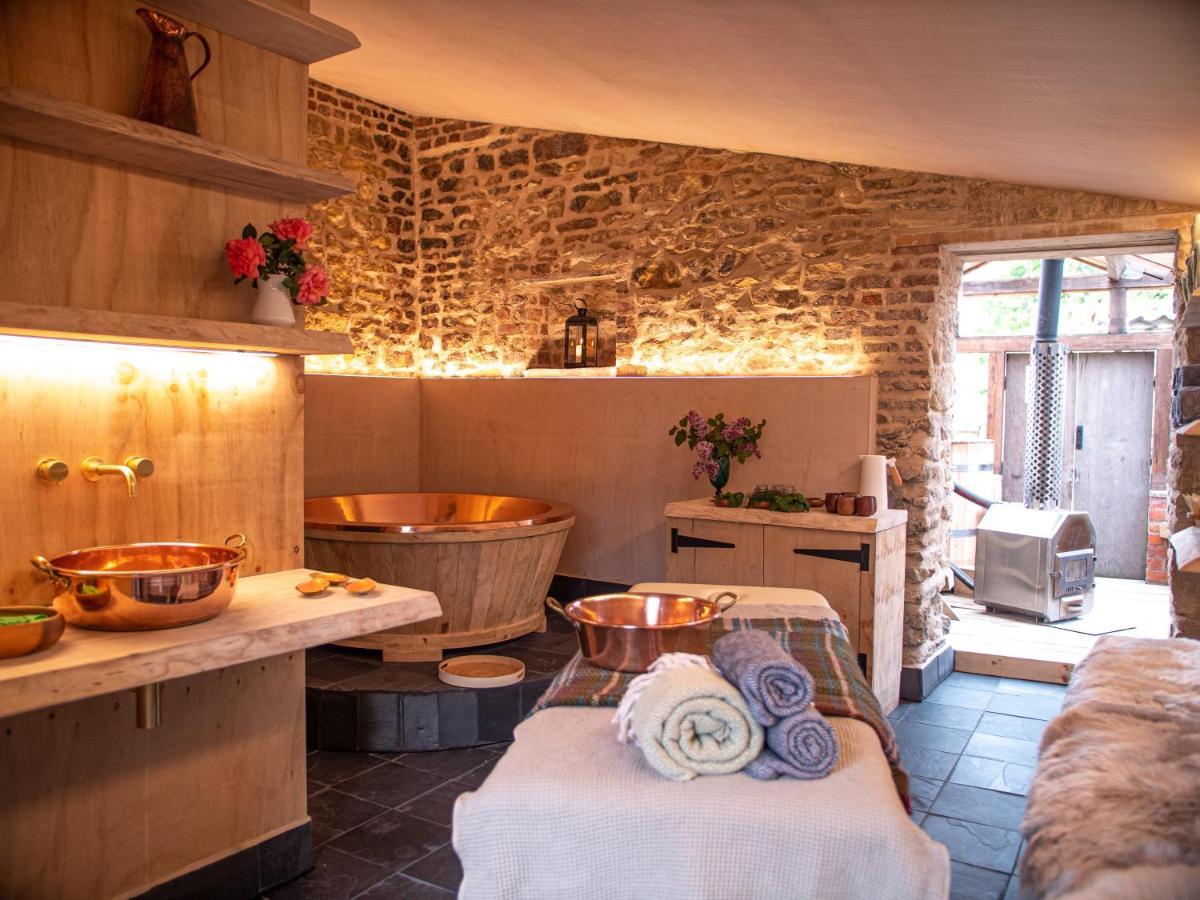 Country Cottage With Spa, Catering, Gardens, Nature Reserve Walks - Free Parking, Self Checkin Scunthorpe Kültér fotó