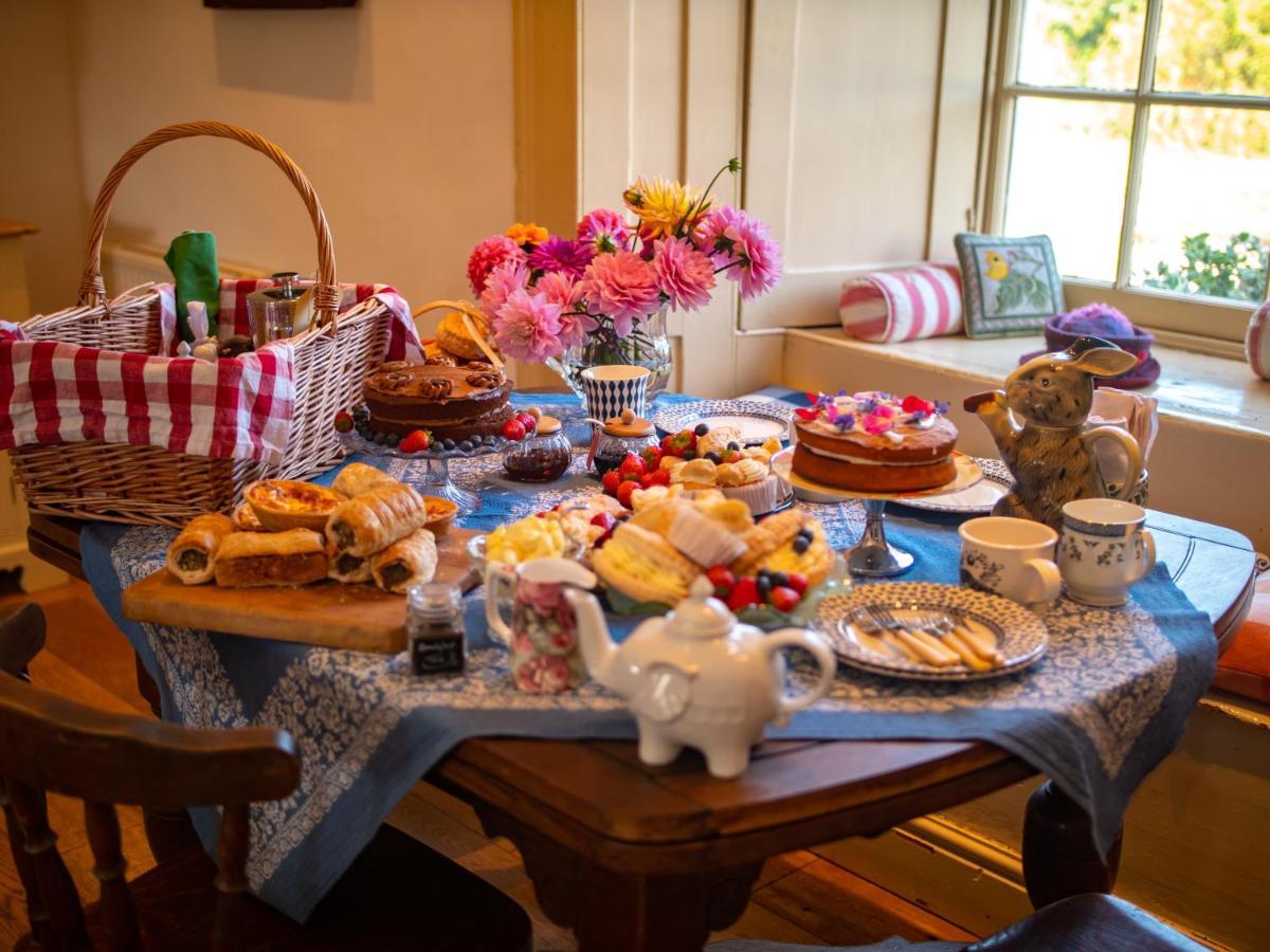Country Cottage With Spa, Catering, Gardens, Nature Reserve Walks - Free Parking, Self Checkin Scunthorpe Kültér fotó
