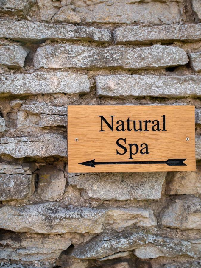 Country Cottage With Spa, Catering, Gardens, Nature Reserve Walks - Free Parking, Self Checkin Scunthorpe Kültér fotó