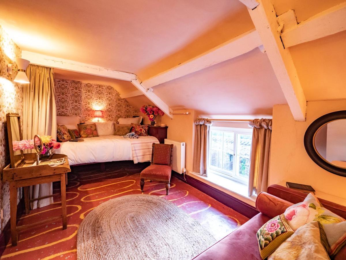 Country Cottage With Spa, Catering, Gardens, Nature Reserve Walks - Free Parking, Self Checkin Scunthorpe Kültér fotó