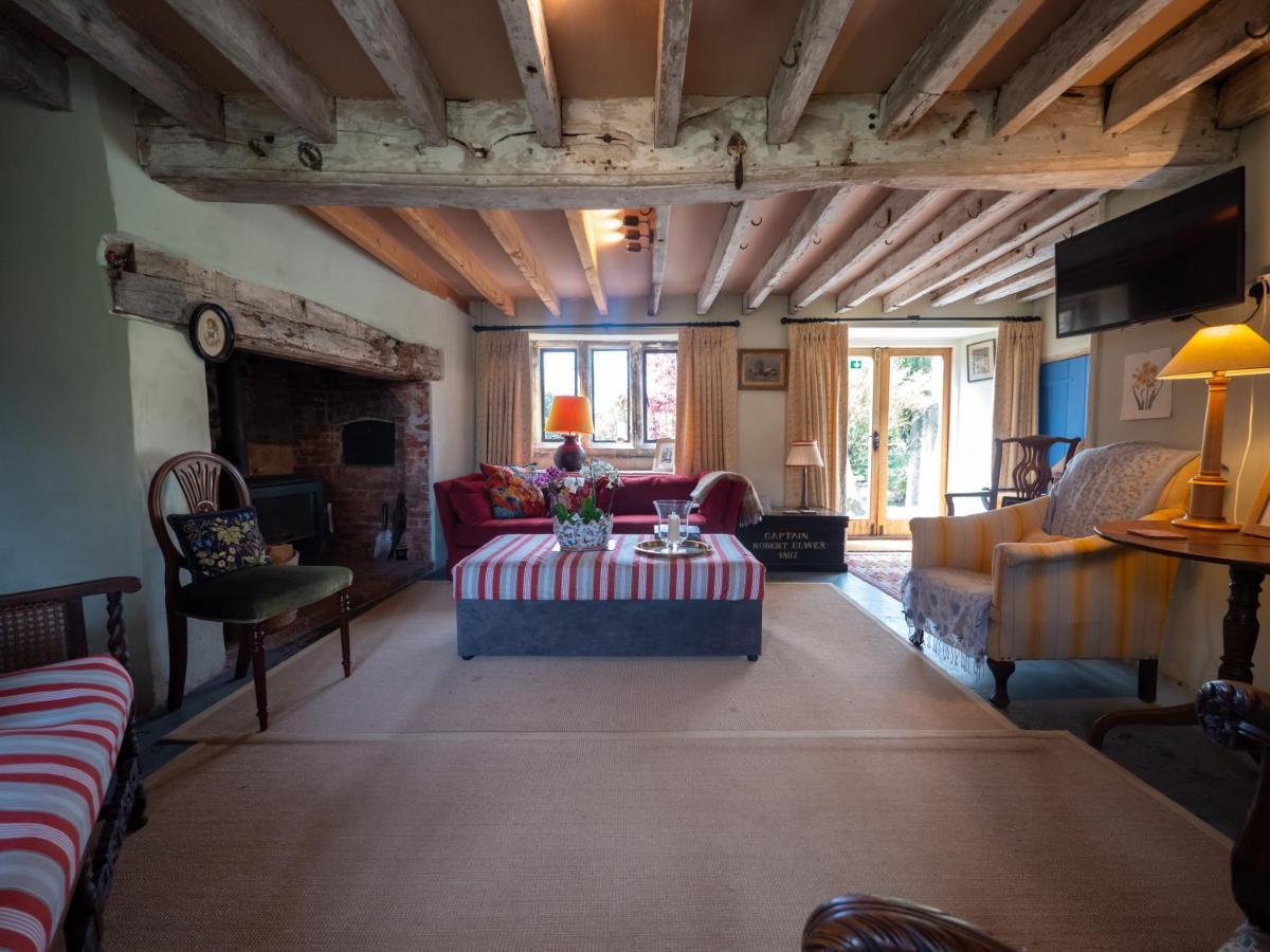 Country Cottage With Spa, Catering, Gardens, Nature Reserve Walks - Free Parking, Self Checkin Scunthorpe Kültér fotó