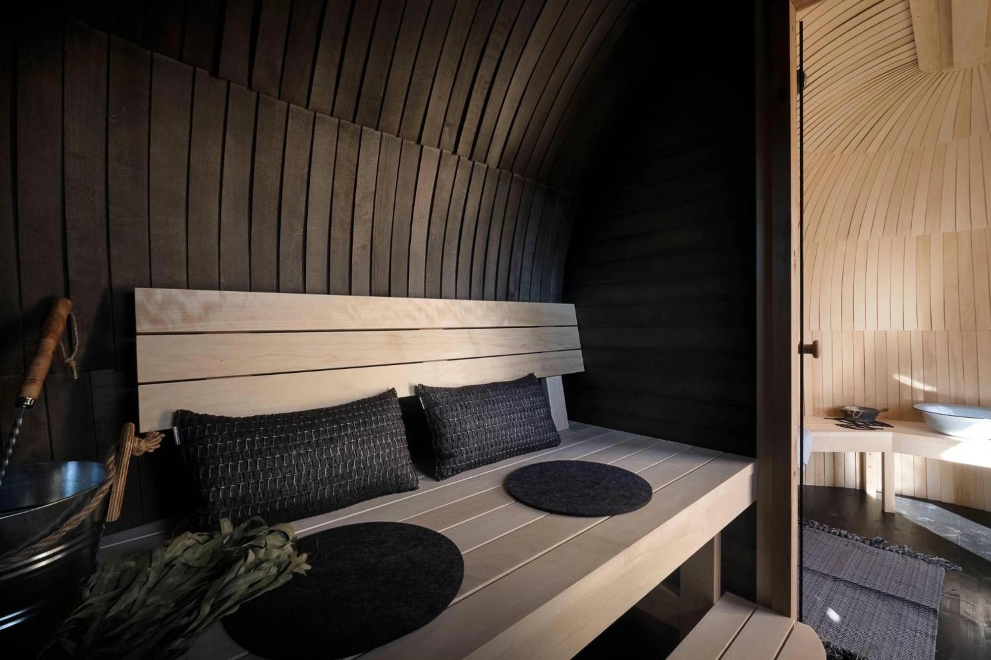 Country Cottage With Spa, Catering, Gardens, Nature Reserve Walks - Free Parking, Self Checkin Scunthorpe Kültér fotó